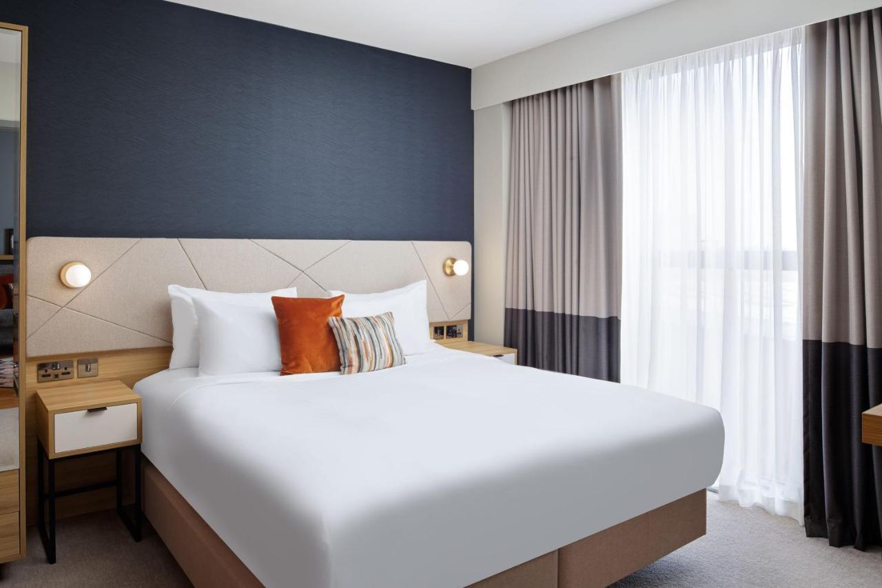 Residence Inn By Marriott Слау Экстерьер фото