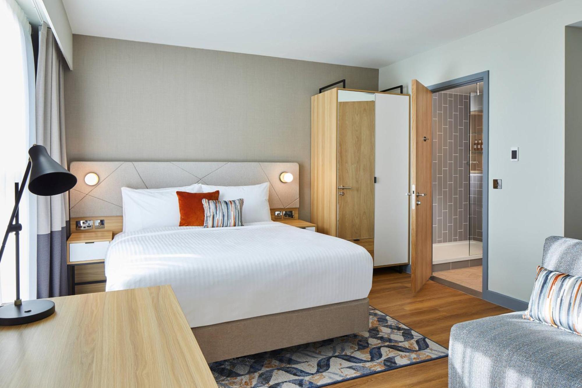 Residence Inn By Marriott Слау Экстерьер фото